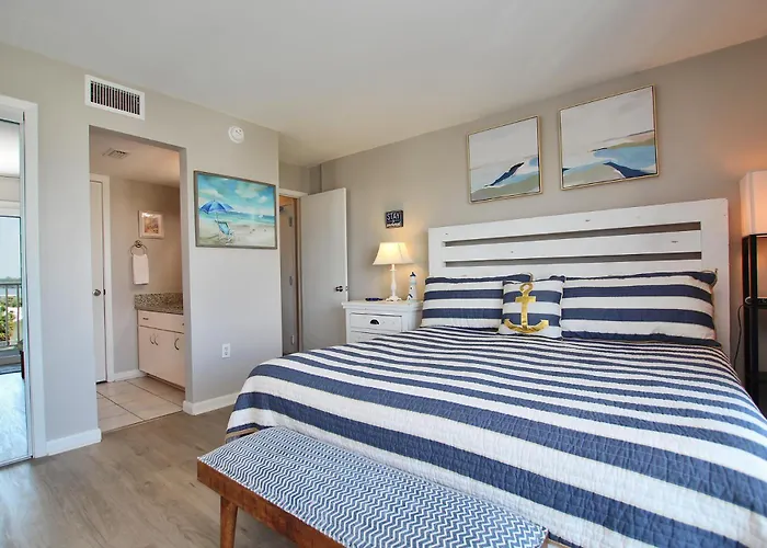 Apartment Seacrest 401 By Youngs Suncoast