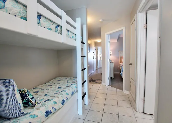 Seacrest 401 By Youngs Suncoast
